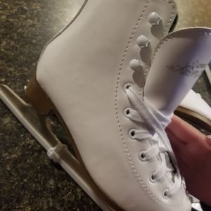 Girls ice skates